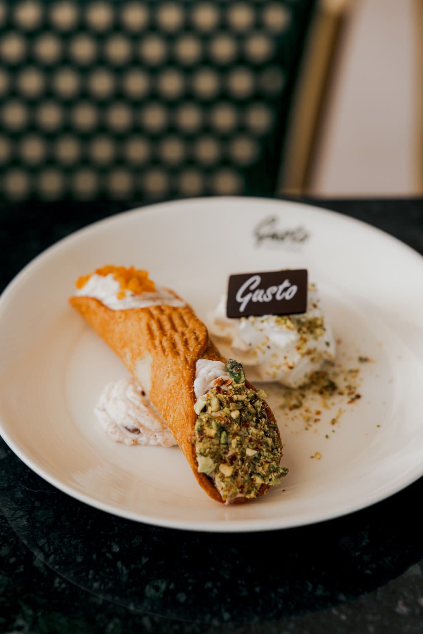 gusto-restaurant-desert-new